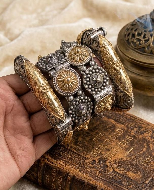 Vintage Engraved Metal Bangles Set