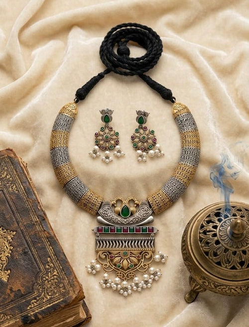 Antique Green Stone Ethnic Necklace Set