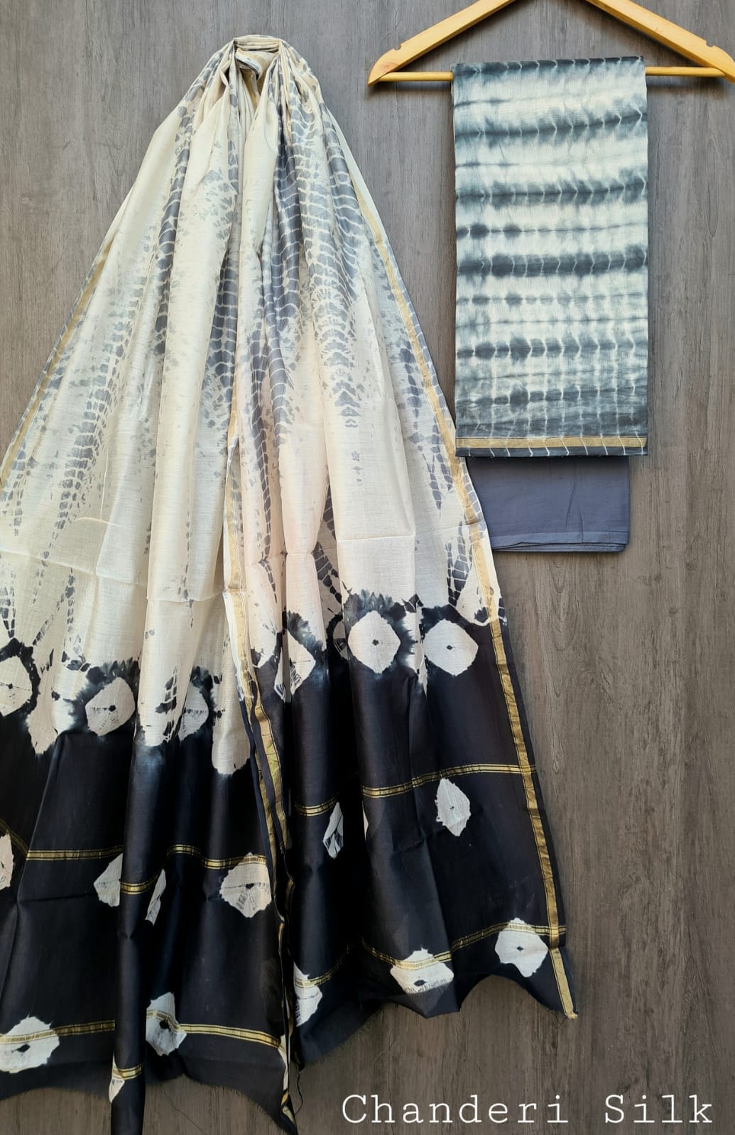 Elegant Chanderi Silk Suit Set